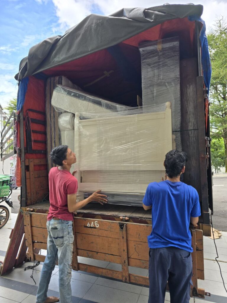 Lori Sewa Selayang Pindah Rumah termasuk manpower dan khidat wraping